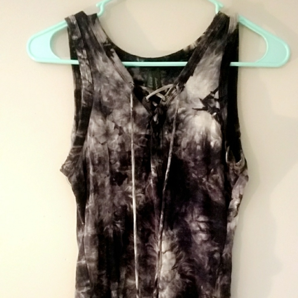 Zumiez New without tags small lace up tank